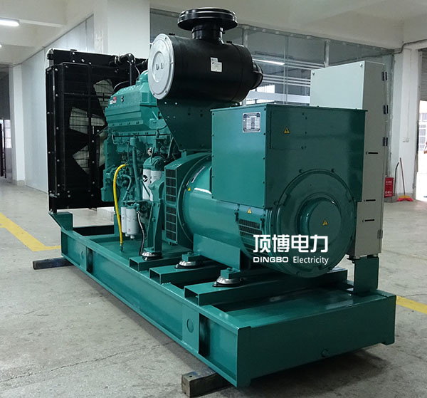 直列6缸式重庆康明斯300KW（型号NTA855-G4A）柴油发电机组详细参数